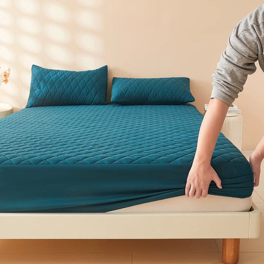 1Pc 3D Air Fabric Thick Mattress Cover, 100% Waterproof Mattress Protector, Soft and Breathable Fitted Bed Sheet (No Pillowcase) - Bavaro Shop